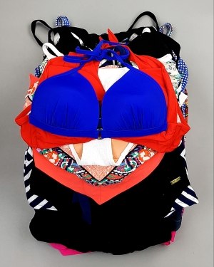 Купить Купальники СТОК CAN 124#5 кг, ЛОТ №7688 оптом в Черкесске и Карачаево-Черкесской республике