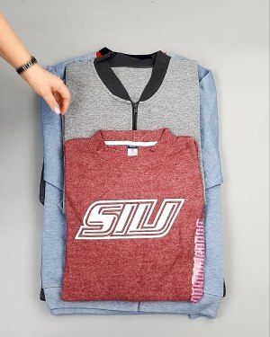 Фотография  888 - SWEATSHIRT CAN 084#10 кг, ЛОТ №7620 оптом в Черкесске и Карачаево-Черкесской республике