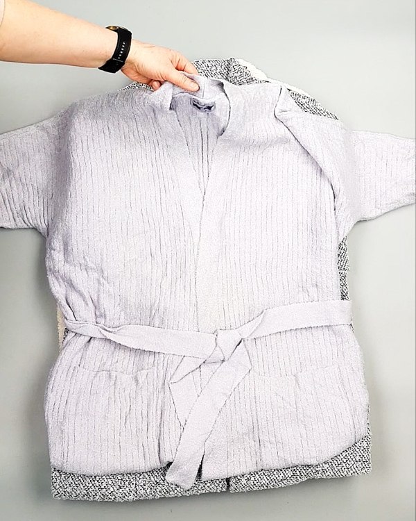 Фотография  261 - Кардиганы СТОК CAN 084#7 кг, ЛОТ №7671 оптом в Черкесске и Карачаево-Черкесской республике