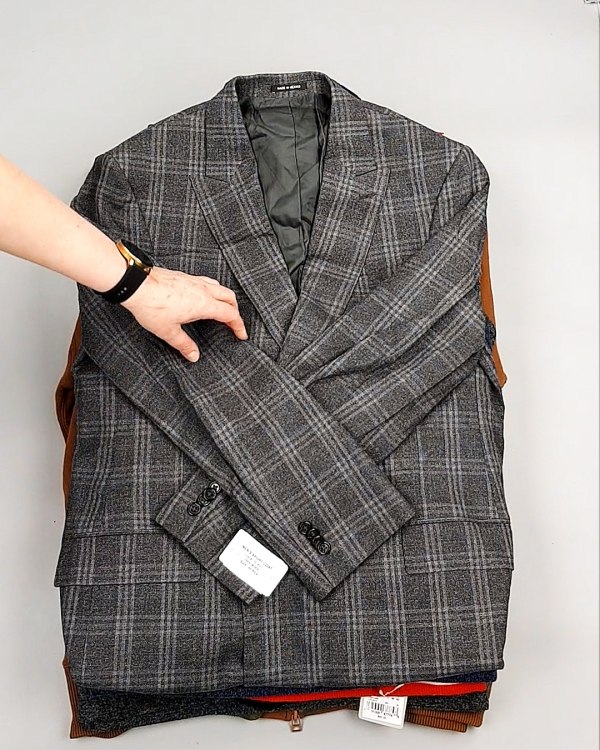 Фотография  527 - AMAZON mix муж весна 015#15 кг, ЛОТ №7739 оптом в Черкесске и Карачаево-Черкесской республике