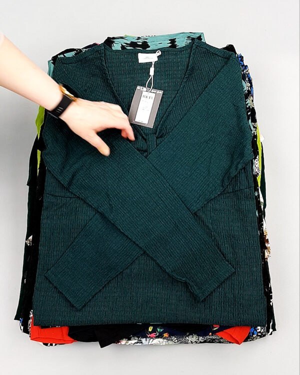 Фотография  631 - Блузки Bestseller+DK 035#5 кг, ЛОТ №8097 оптом в Черкесске и Карачаево-Черкесской республике