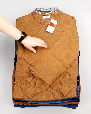 Купить Джемпера легкие мужские C&A 025#7 кг, ЛОТ №7876 оптом в Черкесске и Карачаево-Черкесской республике