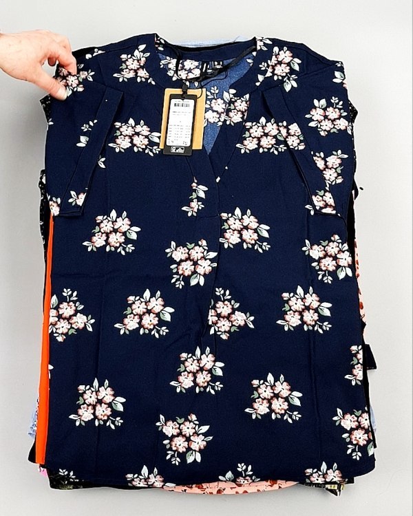 Фотография  452 - Блузки Bestseller 44#5 кг оптом в Черкесске и Карачаево-Черкесской республике