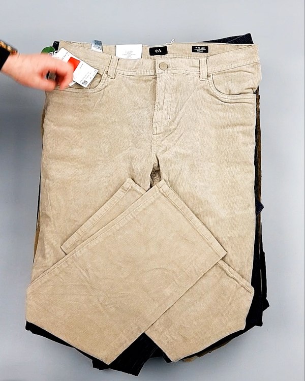 Фотография  801 - Брюки вельветовые м/ж C&A 025#10 кг, ЛОТ №7902 оптом в Черкесске и Карачаево-Черкесской республике