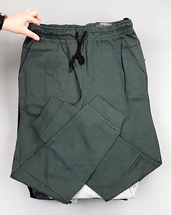 Фотография  440 - Штаны спортивные муж CAN 084#10 кг, ЛОТ №8073 оптом в Черкесске и Карачаево-Черкесской республике