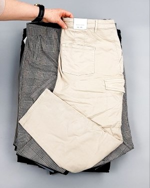 Фотография  304 - Брюки женские лето C&A 025#10 кг, ЛОТ №7895 оптом в Черкесске и Карачаево-Черкесской республике