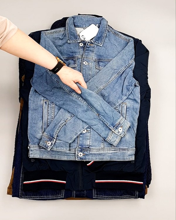 Фотография  730 - Ветровки м/ж C&A 025#10 кг, ЛОТ №7863 оптом в Черкесске и Карачаево-Черкесской республике