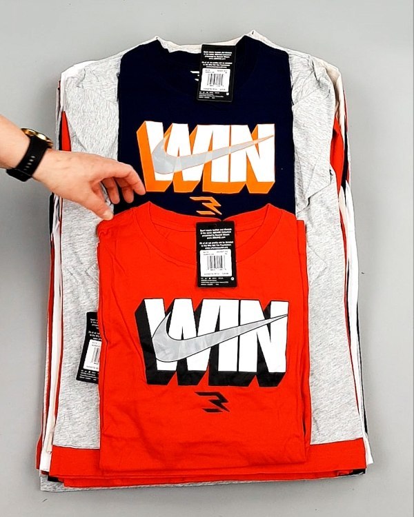 Фотография  384 - Тонковки детские NIKE CAN 084#5 кг, ЛОТ №7968 оптом в Черкесске и Карачаево-Черкесской республике