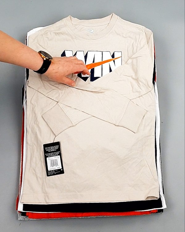 Фотография  616 - Тонковки детские NIKE CAN 084#5 кг, ЛОТ №7968 оптом в Черкесске и Карачаево-Черкесской республике