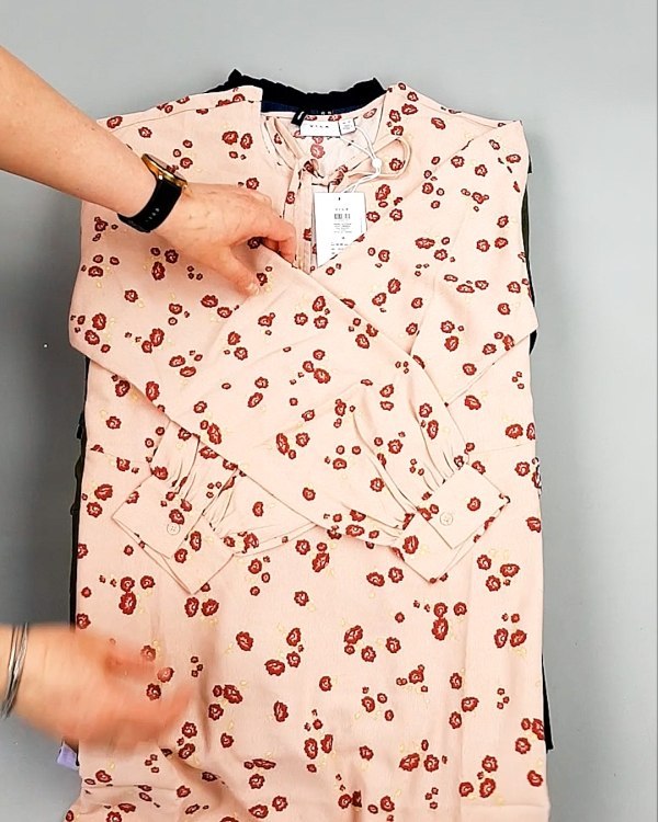 Фотография  536 - Платья Bestseller+DK Summer 035#5 кг оптом в Черкесске и Карачаево-Черкесской республике