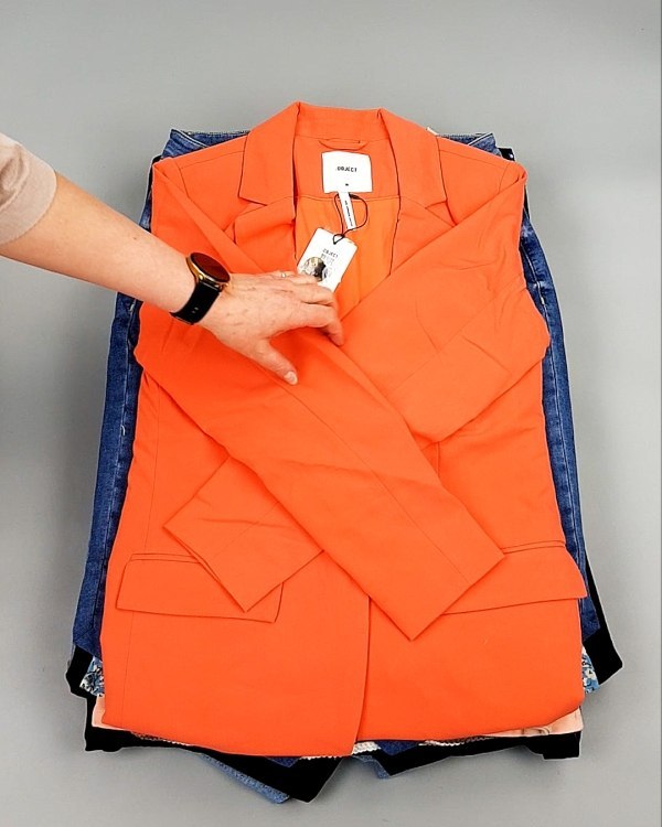 Фотография  830 - ДАНИЯ Summer mix 24#15 кг, ЛОТ №8044 оптом в Черкесске и Карачаево-Черкесской республике