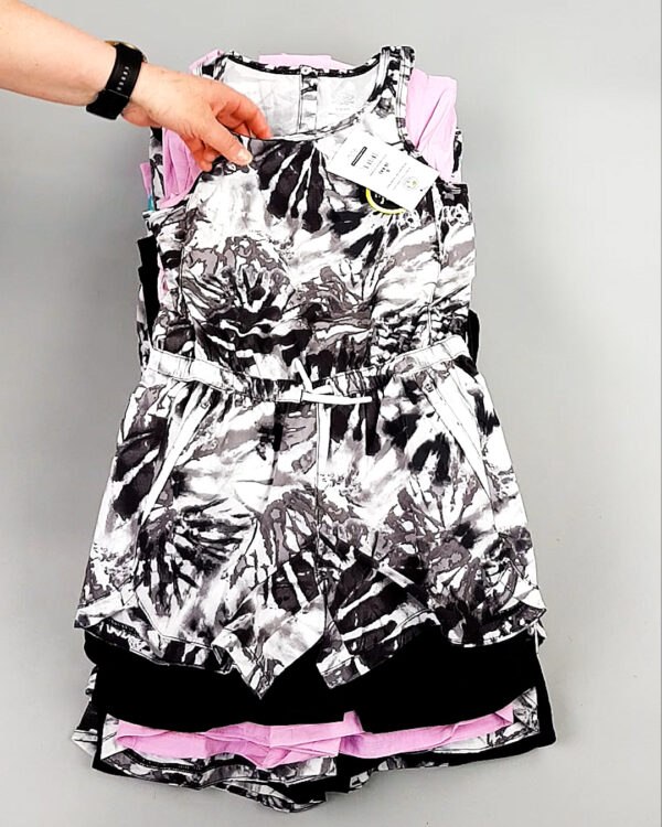 Фотография  908 - Комбинезоны детские CAN#5 кг, ЛОТ №8134 оптом в Черкесске и Карачаево-Черкесской республике