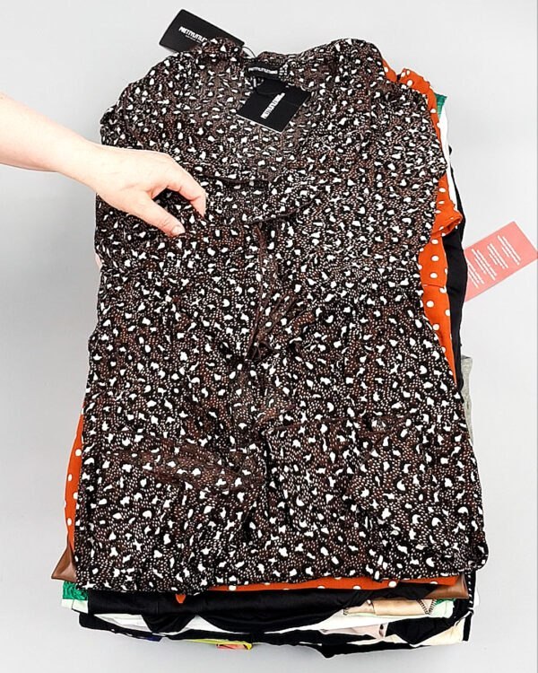 Фотография  484 - Платья Англия СТОК лето#10 кг оптом в Черкесске и Карачаево-Черкесской республике