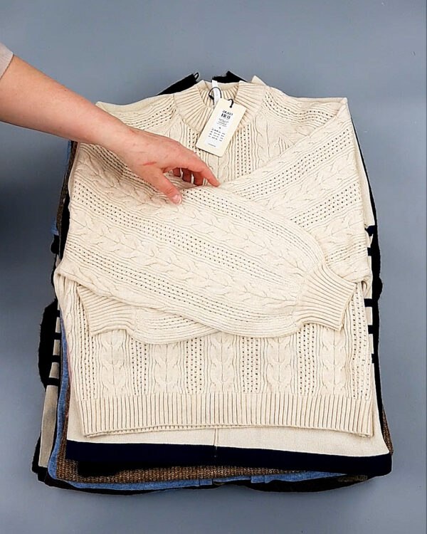 Фотография  378 - Джемпера Bestseller+DK 035#7 кг, ЛОТ №8258 оптом в Черкесске и Карачаево-Черкесской республике