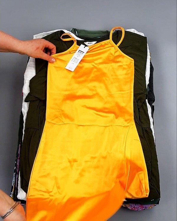 Фотография  323 - Платья Bestseller 44#5 кг оптом в Черкесске и Карачаево-Черкесской республике