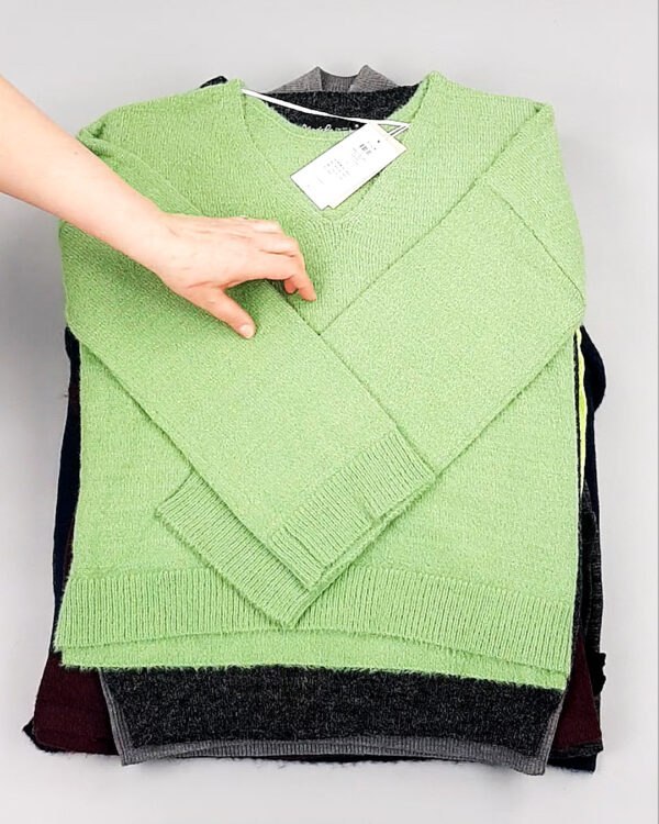 Фотография  349 - Джемпера легкие Bestseller+DK 035#7 кг, ЛОТ №8254 оптом в Черкесске и Карачаево-Черкесской республике