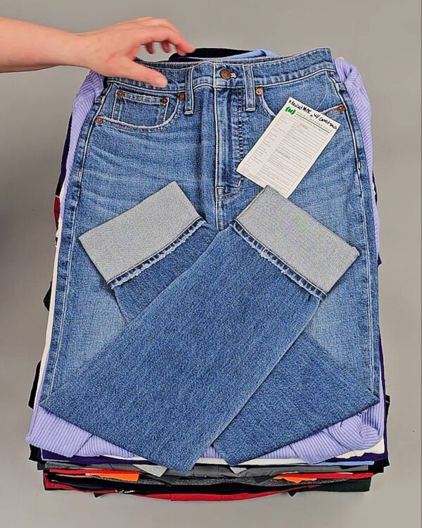 Фотография  756 - CANADA mix 084#50 кг, ЛОТ №8336 оптом в Черкесске и Карачаево-Черкесской республике