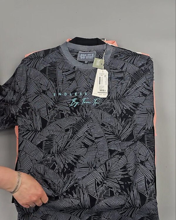 Фотография  945 - TOM TAILOR mix 0424#15 кг, ЛОТ №8431 оптом в Черкесске и Карачаево-Черкесской республике