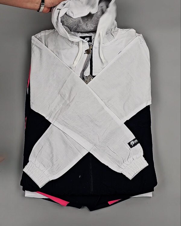 Фотография  781 - Спортивные костюмы  AD83#4 шт, ЛОТ №8637 оптом в Черкесске и Карачаево-Черкесской республике