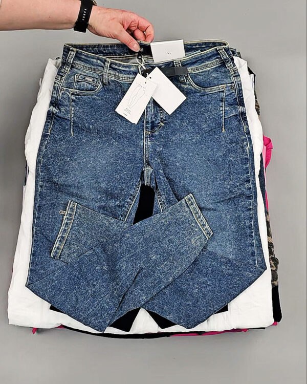 Фотография  984 - ZIZZI XXL 045#30 шт, ЛОТ №8724 оптом в Черкесске и Карачаево-Черкесской республике