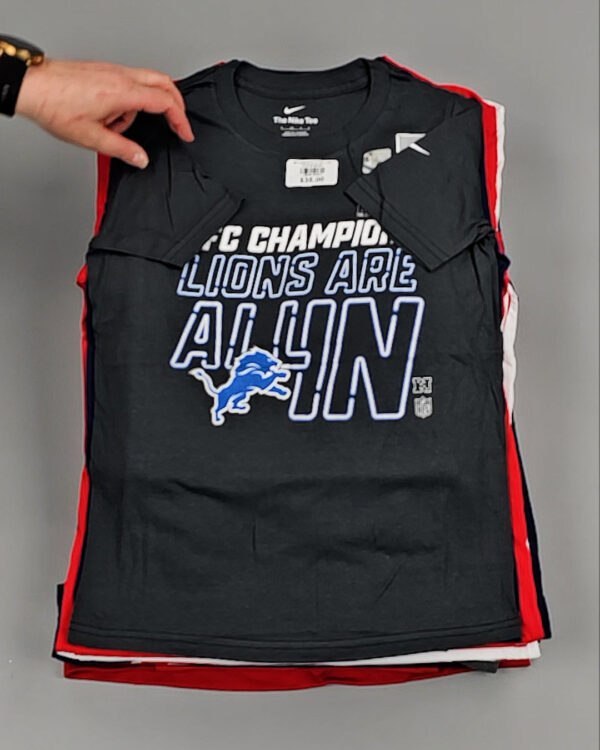 Фотография  534 - KIDS NIKE CAN 084#5 кг, ЛОТ №8502 оптом в Черкесске и Карачаево-Черкесской республике