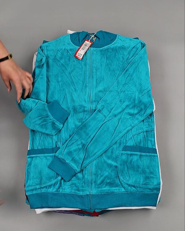 Фотография  652 - Спортивные костюмы  AD83#10 шт, ЛОТ №8642 оптом в Черкесске и Карачаево-Черкесской республике