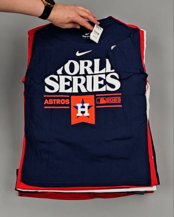 Фотография  160 - KIDS NIKE CAN 084#5 кг, ЛОТ №8502 оптом в Черкесске и Карачаево-Черкесской республике