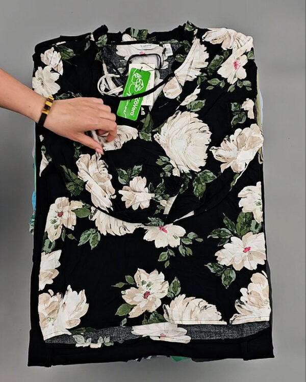 Фотография  804 - B.YOUNG Summer mix 045#15 кг, ЛОТ №8567 оптом в Черкесске и Карачаево-Черкесской республике