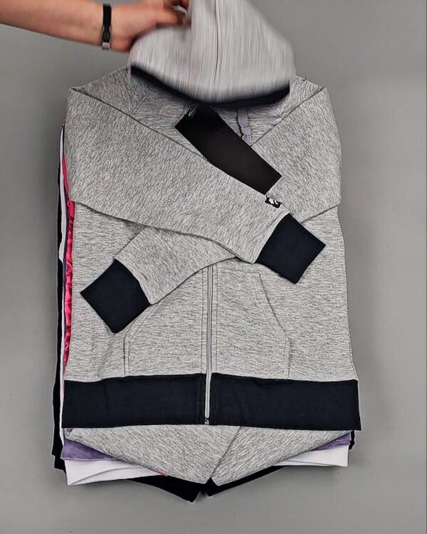 Фотография  930 - Спортивные костюмы  AD83#10 шт, ЛОТ №8638 оптом в Черкесске и Карачаево-Черкесской республике