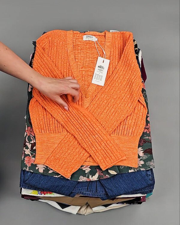 Фотография  915 - ONLY Summer mix 045#15 кг, ЛОТ №8456 оптом в Черкесске и Карачаево-Черкесской республике