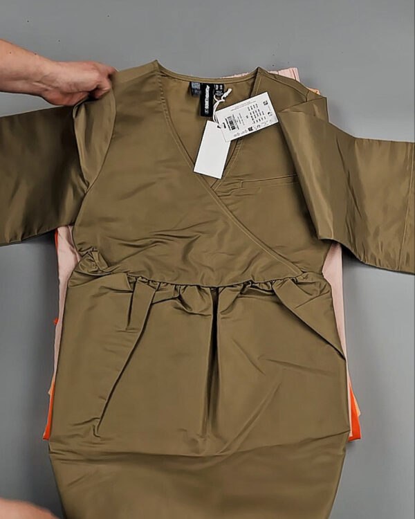 Фотография  395 - SOMETHINGNEW Summer mix 045#6,2 кг, ЛОТ №8497 оптом в Черкесске и Карачаево-Черкесской республике