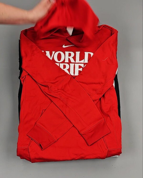 Фотография  275 - KIDS NIKE CAN 084#5 кг, ЛОТ №8477 оптом в Черкесске и Карачаево-Черкесской республике