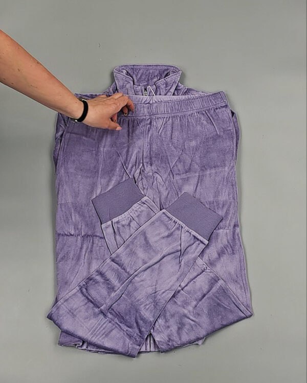 Фотография  545 - Спортивные костюмы  AD83#10 шт, ЛОТ №8642 оптом в Черкесске и Карачаево-Черкесской республике