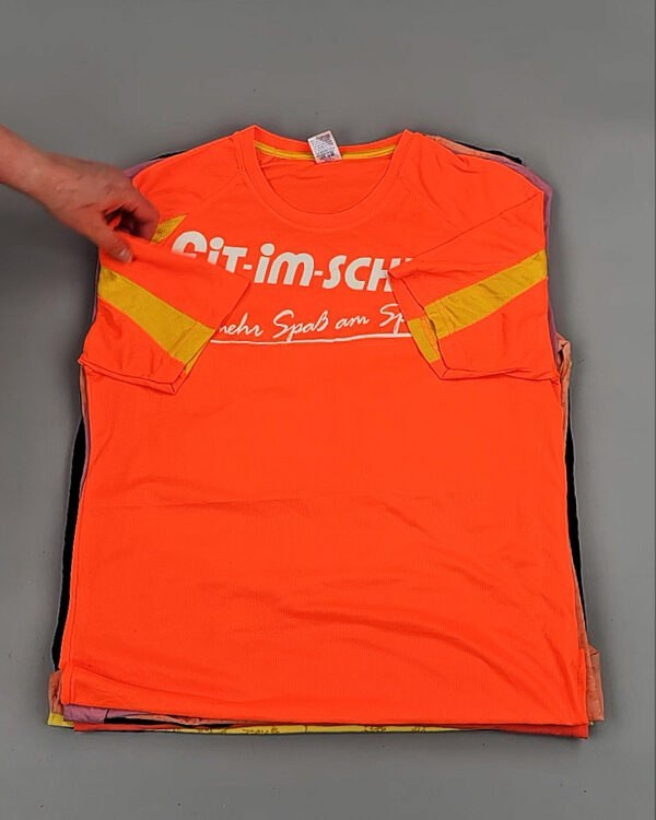 Фотография  562 - Футболки м/ж Cr+Ex#8,3 кг, ЛОТ № ВК0102 оптом в Черкесске и Карачаево-Черкесской республике