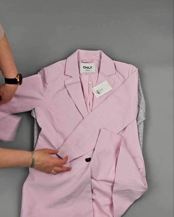 Фотография  749 - ONLY Summer mix 045#15 кг, ЛОТ №8516 оптом в Черкесске и Карачаево-Черкесской республике