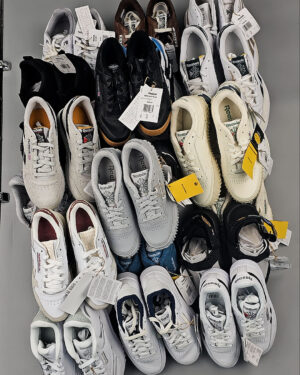 Купить Кроссовки Reebok#23 шт, ЛОТ №8896 оптом в Черкесске и Карачаево-Черкесской республике