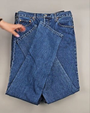 Фотография  772 - Джинсы LEVIS муж #6,2 кг, ЛОТ №8758 оптом в Черкесске и Карачаево-Черкесской республике