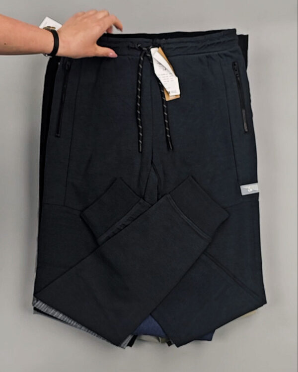 Фотография  646 - Брюки JACK JONES men 045#5 кг, ЛОТ №8894 оптом в Черкесске и Карачаево-Черкесской республике