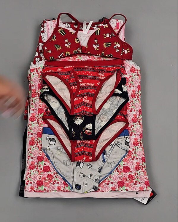 Фотография  930 - Нижнее белье CALZEDONIA дети#40 шт оптом в Черкесске и Карачаево-Черкесской республике