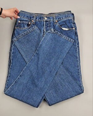 Фотография  988 - Джинсы LEVIS муж #6,3 кг, ЛОТ №8759 оптом в Черкесске и Карачаево-Черкесской республике