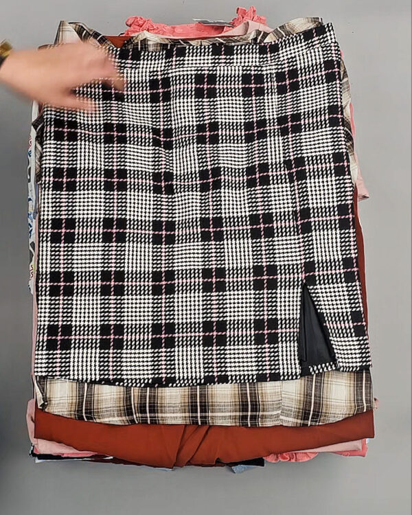 Фотография  672 - GEORGE+ARCADIA mix S AD16#10 кг, ЛОТ №8882 оптом в Черкесске и Карачаево-Черкесской республике