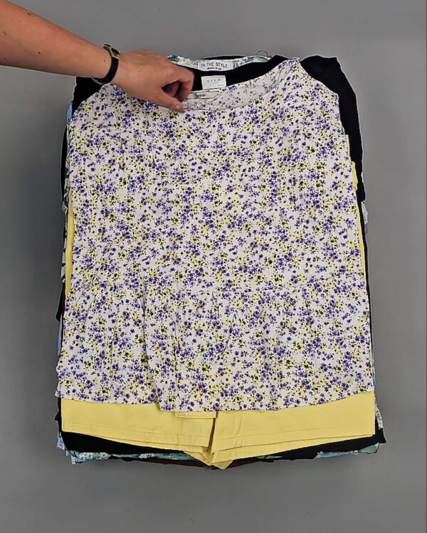 Фотография  725 - GEORGE+ARCADIA mix S AD16#10 кг, ЛОТ №8883 оптом в Черкесске и Карачаево-Черкесской республике