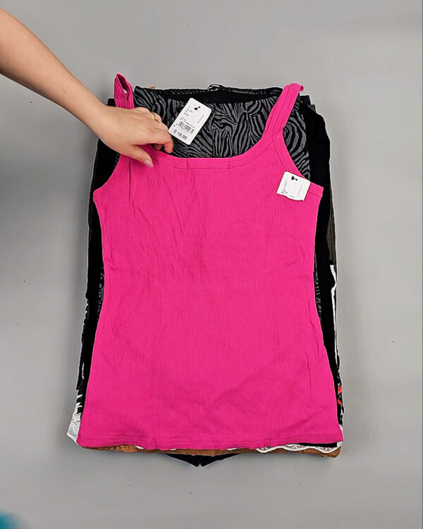 Фотография  553 - CALZEDONIA лето mix#50 шт, ЛОТ №8857 оптом в Черкесске и Карачаево-Черкесской республике