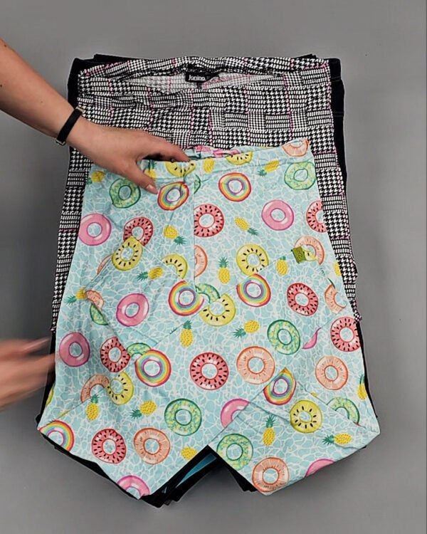 Фотография  562 - Легинсы#25 кг, ЛОТ № ВК0087 оптом в Черкесске и Карачаево-Черкесской республике