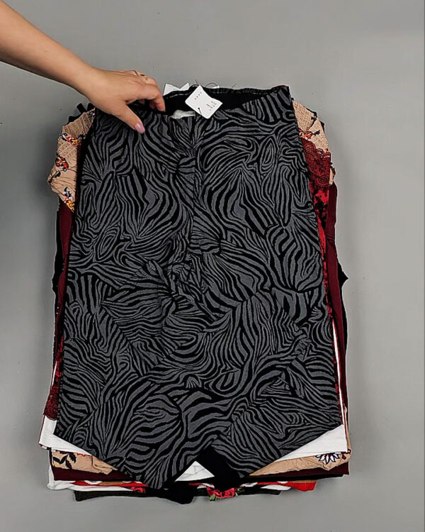 Фотография  957 - CALZEDONIA лето mix#50 шт, ЛОТ №8858 оптом в Черкесске и Карачаево-Черкесской республике