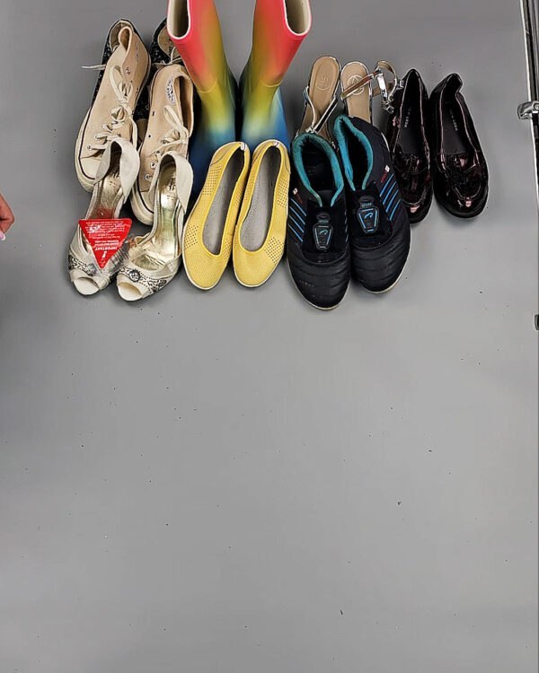 Фотография  205 - Обувь лето крем+экстра (SHOES Summer Cream+Extra)#20 кг, ЛОТ № ВК0116 оптом в Черкесске и Карачаево-Черкесской республике