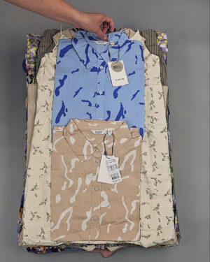 Фотография  885 - B.YOUNG Summer mix 045#17 кг, ЛОТ №8918 оптом в Черкесске и Карачаево-Черкесской республике