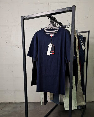 Купить LACOSTE, CALVIN KLEIN, TOMMY HILFIGER, GUESS + 075#19 шт, ЛОТ №9073 оптом в Черкесске и Карачаево-Черкесской республике