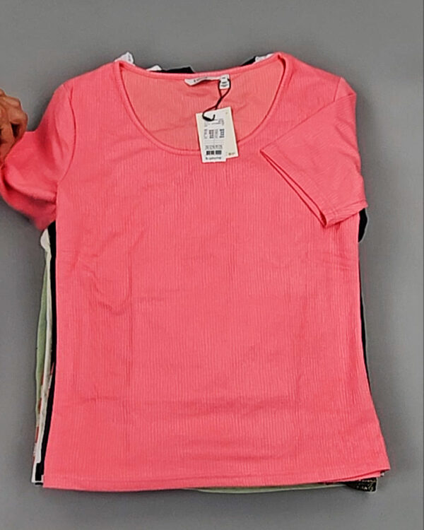 Фотография  982 - Футболки DK COMPANY 045 B#5,6 кг, ЛОТ №9088 оптом в Черкесске и Карачаево-Черкесской республике