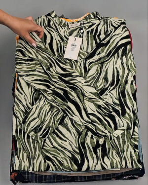 Фотография  302 - Блузки+Джемпера Bestseller Summer 045 B#8,5 кг, ЛОТ №9039 оптом в Черкесске и Карачаево-Черкесской республике